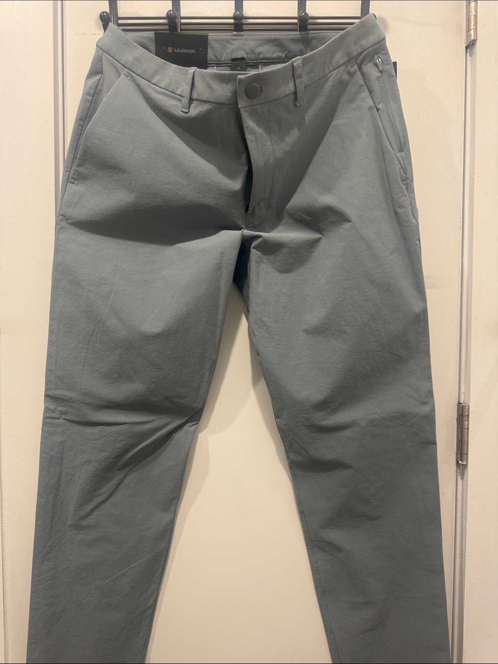 lululemon athletica Men’s Slate Gray Chino-Style Performance Pants